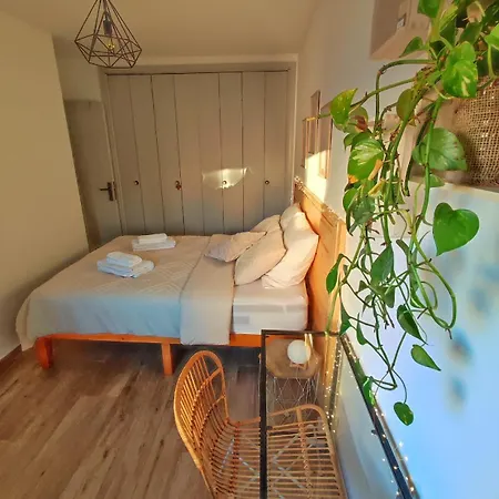 Ubytování v soukromí A 3 Min De La Promenade Des A Pieds 200m