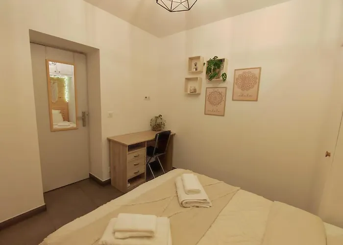 A 3 Min De La Promenade Des A Pieds 200m בית אירוח ניס